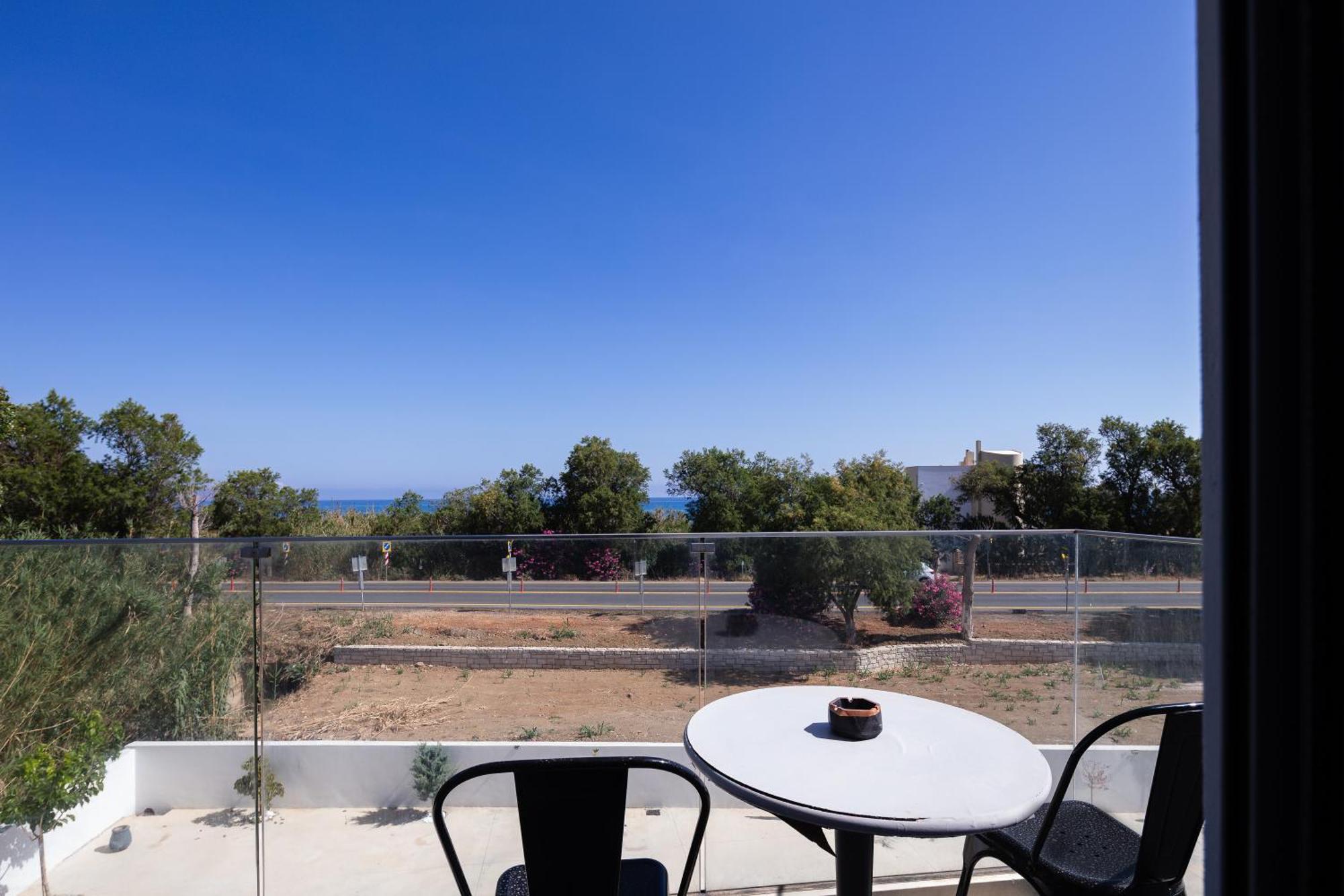 Hotel Iosifina, 80 Metres From Episkopi Beach! Dhrámia Buitenkant foto